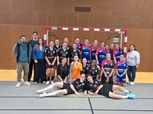 🤾♀️ U18F2 : une rencontre amicale riche d’enseignements ! 💙🤍
